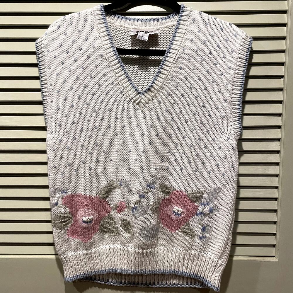 VTG Grandma Cottagecore Cabincore Hand Knitted Sweater Vest
